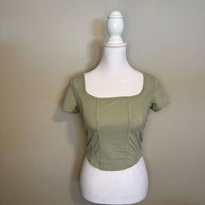 NWOT Hollister Baby Tee